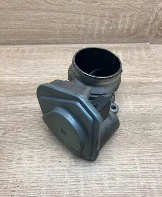 BMW 1 E81 E87 Throttle valve 7804373 780437301