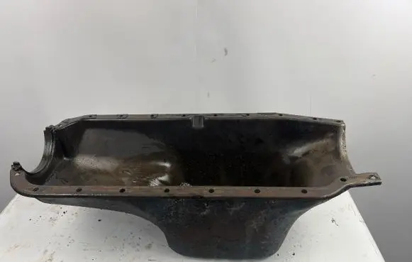 Cadillac De Ville Oil sump 