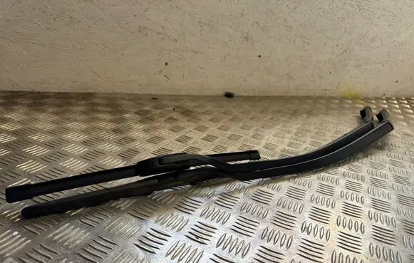 KIA EV6 Windshield/front glass wiper blade 