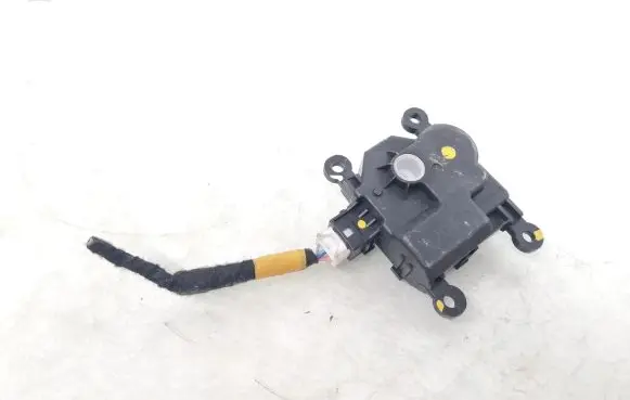 Mazda CX-3 Air flap motor/actuator 82031