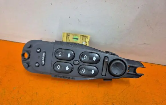 Jaguar S-Type Front door electric window regulator XR8314540AW0