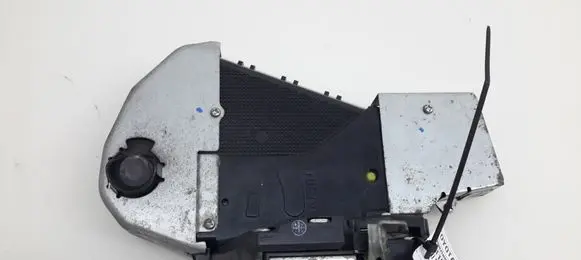 Loading door lock