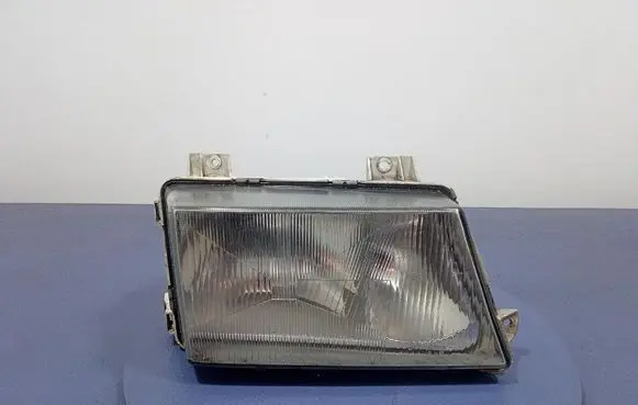 Mercedes-Benz Vito Viano W638 Headlight/headlamp 001148324