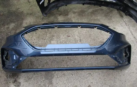 Ford Focus ST Front bumper JX7B17757S