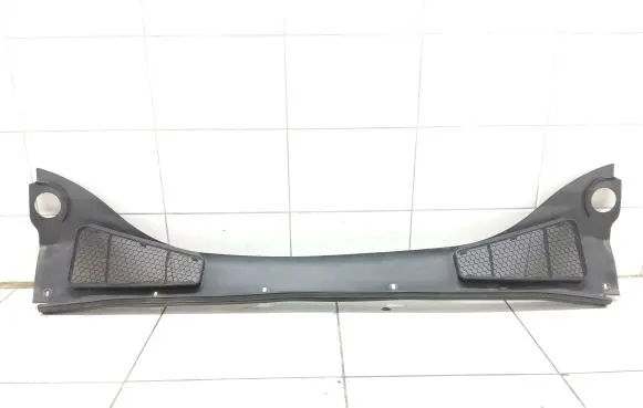 Ford Focus Wiper trim BM51A02216AF