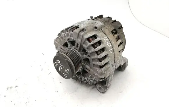 BMW 3 E90 E91 Generator/alternator 8507624