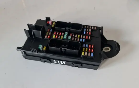 Volvo XC90 Fuse module 31346672