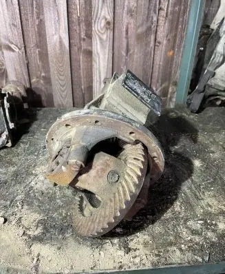 Land Rover Discovery 3 - LR3 Rear differential HRC1124 07707
