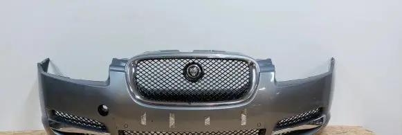 Jaguar XF X250 Front bumper 8X2317C831 8X2315K232BC 8X2317E898B