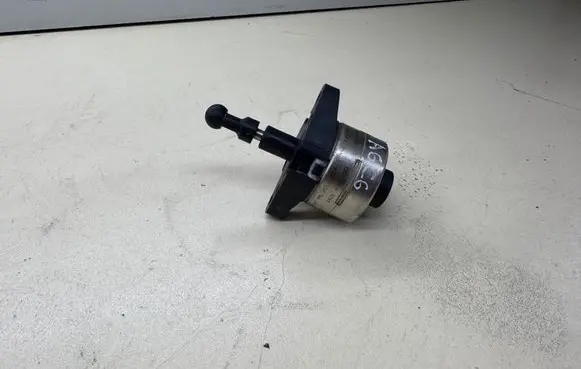 Audi A6 S6 C6 4F Headlight level adjustment motor 16343900 163439 PL35L024