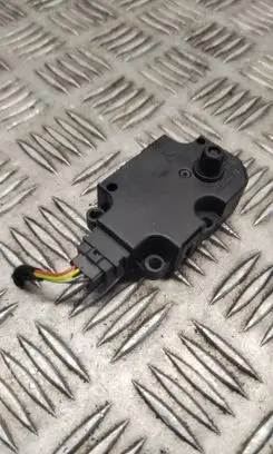 Mercedes-Benz S C217 Intake manifold valve actuator/motor FM208001 ZBAT0059D01 201907086
