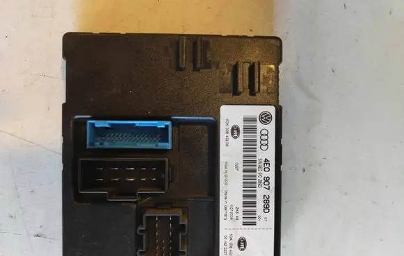 Audi A8 S8 D3 4E Comfort/convenience module 4E0907289D