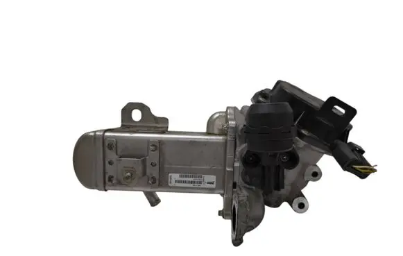 Ford Kuga II EGR valve cooler V29004027 30725855 V29012928AV0L