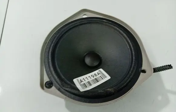Honda FR-V Front door speaker 
