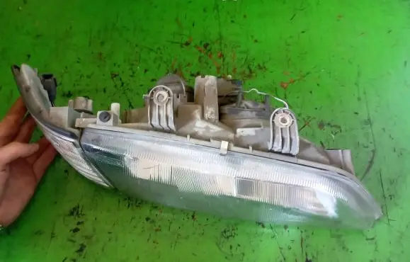 Nissan Primera Headlight/headlamp