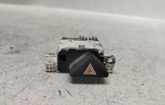 Ford Focus Hazard light switch 98AG13A350AE