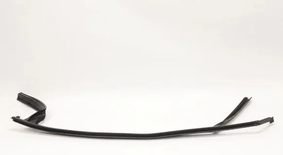 Mercedes-Benz B W247 Rubber seal tailgate window/glass 