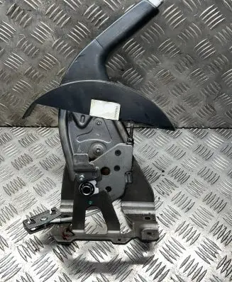 Nissan Qashqai Handbrake/parking brake lever assembly 11319443