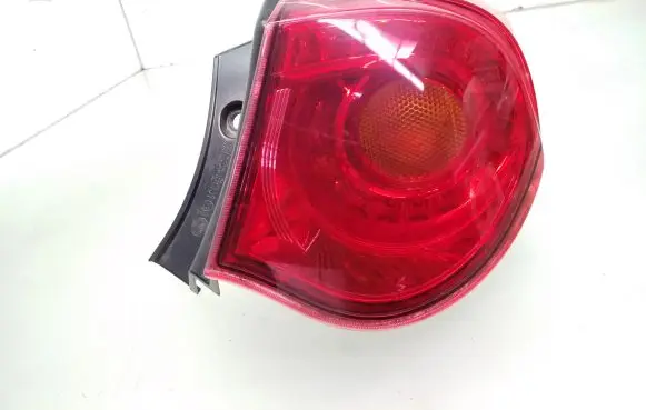 Alfa Romeo Giulietta Rear/tail lights 50513612