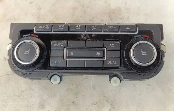 Volkswagen PASSAT B7 Climate control unit 5K0907044ES SW1112 5HB00974661