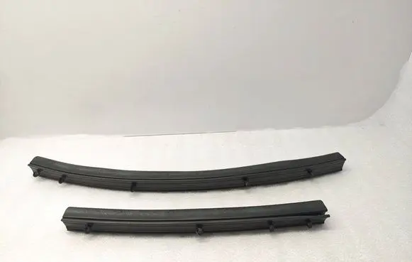 Peugeot 2008 I Loading door rubber seal (on body) 7416Z9