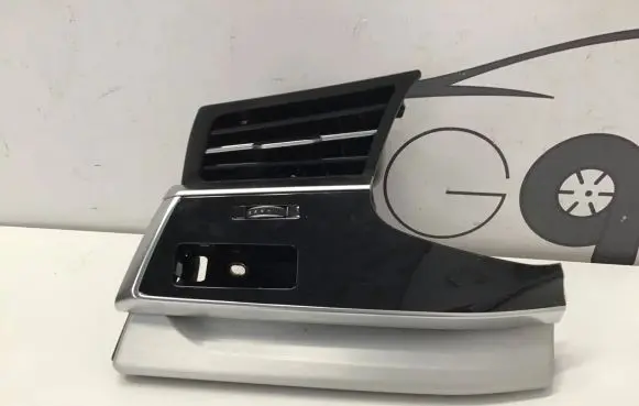 Audi Q7 4M Dashboard side air vent grill/cover trim 4M8853189