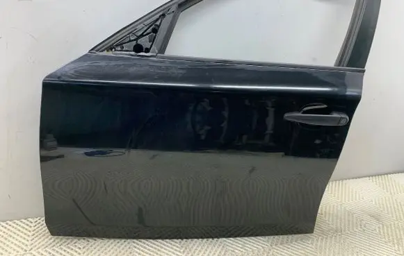 BMW 1 E81 E87 Front door 475