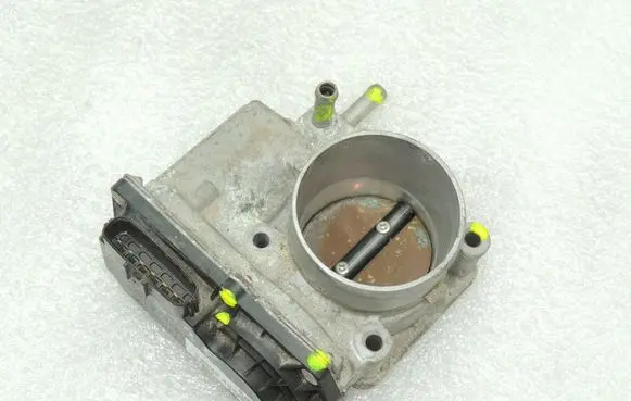 Suzuki SX4 Throttle body valve 1340080J00
