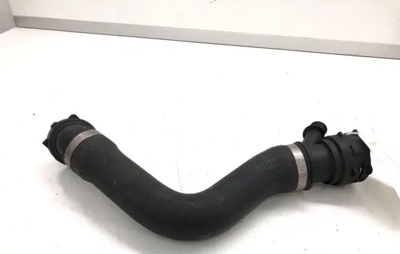 BMW 5 E60 E61 Engine coolant pipe/hose 7787452 7789742