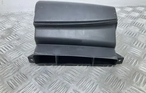 Skoda Yeti (5L) Air intake duct part 1K0805971C 1K0805962E