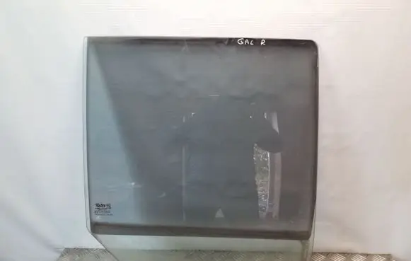 Hyundai Santa Fe Rear door window glass
