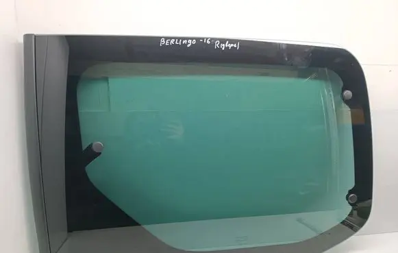 Citroen Berlingo Sliding door window/glass DOT211M90AS3 E000191 43R004523