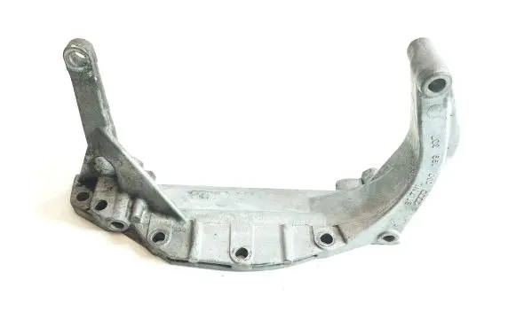 Audi A4 S4 B5 8D Engine mounting bracket 050199307