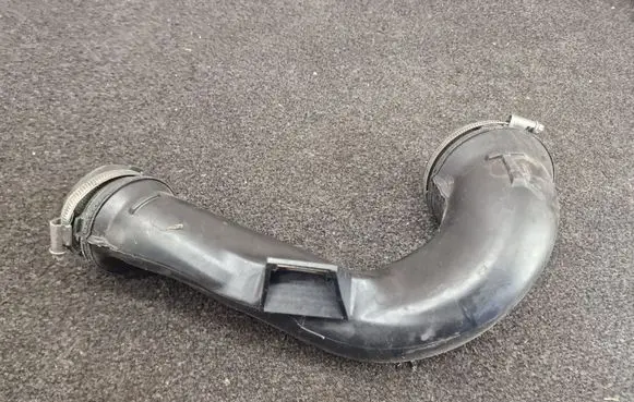 Land Rover Range Rover Sport L494 Intercooler hose/pipe FPLA9C619BC