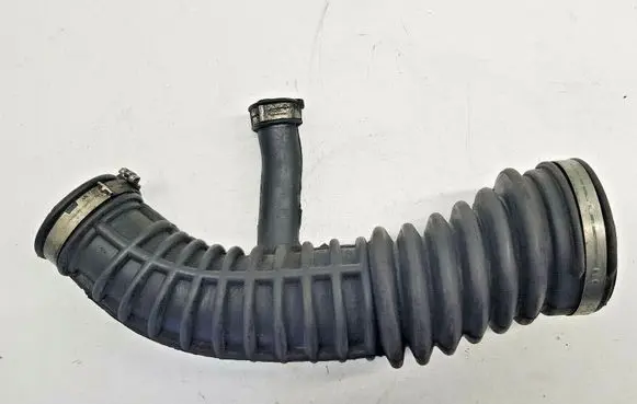 Ford Mondeo Mk III Air intake hose/pipe 1S719C623DA nr4103