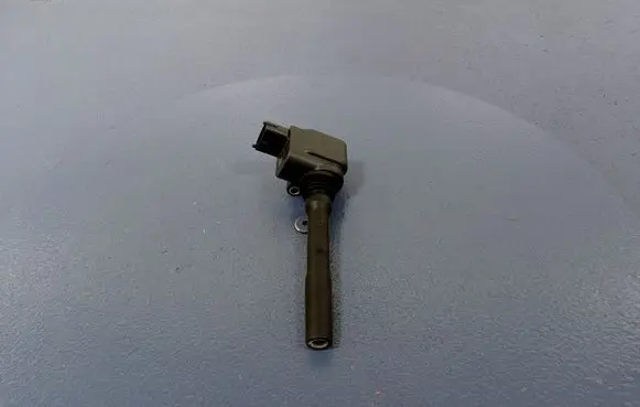 Alfa Romeo Stelvio High voltage ignition coil 670050924