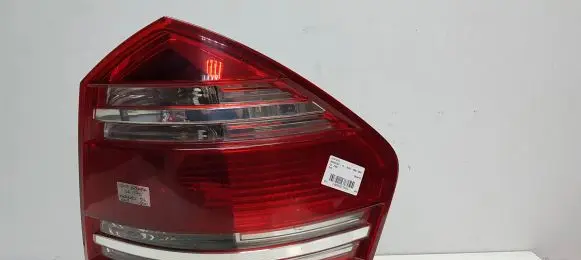 Mercedes-Benz ML W164 Rear/tail lights A1648200664
