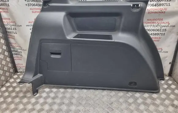 Volkswagen Touran I Trunk/boot side trim panel 1T0867035