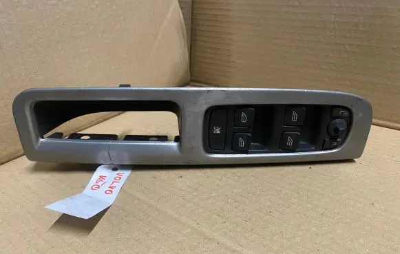 Volvo V50 Electric window control switch 30710787 8663817 30710788