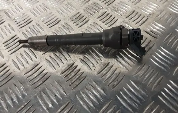 Jaguar F-Pace Fuel injector 0445110654