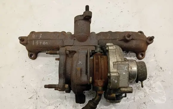 Audi A3 S3 8L Turbo 038145701A