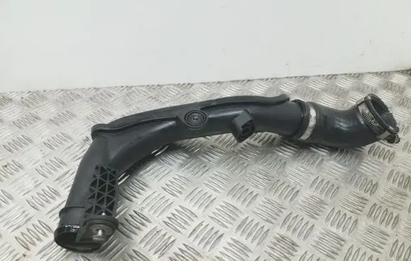 Volkswagen Tiguan Intercooler hose/pipe 5N0145770A 5N0145762AC