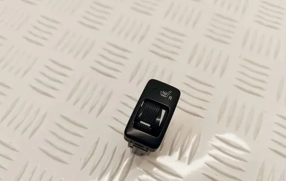 Toyota Land Cruiser (J120) Seat heating switch 453409