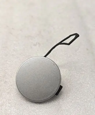 Volkswagen Jetta VI Front tow hook cap/cover 5C680724C