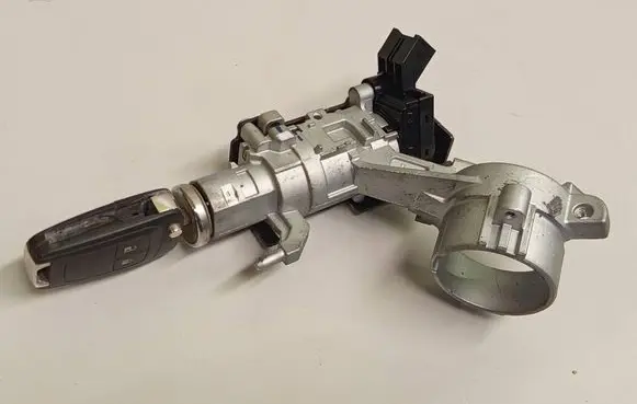 Opel Insignia A Ignition lock 20939745 13383062