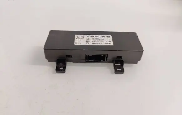 Peugeot 508 Bluetooth control unit module 9674767780