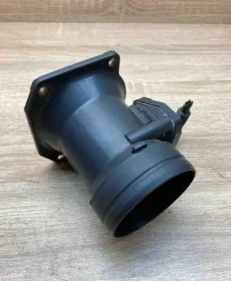 Volkswagen Golf IV Mass air flow meter 06A906461B AFH6010C