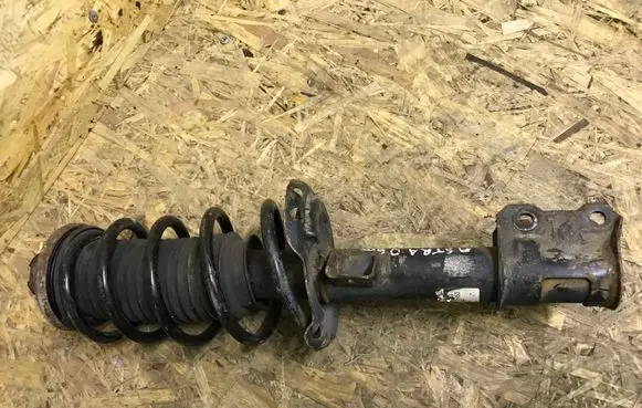Opel Astra H Front shock absorber/damper