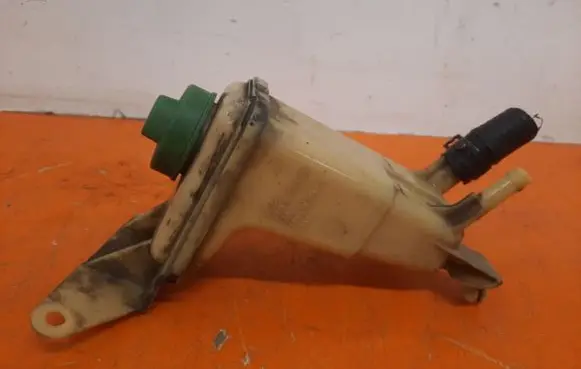 Volkswagen Crafter Power steering fluid tank/reservoir 8D0422373C