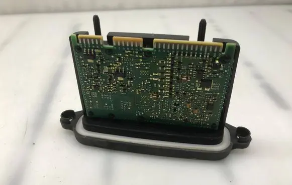 BMW 5 F10 F11 Voltage converter/converter module 7304593 535212802 2803783